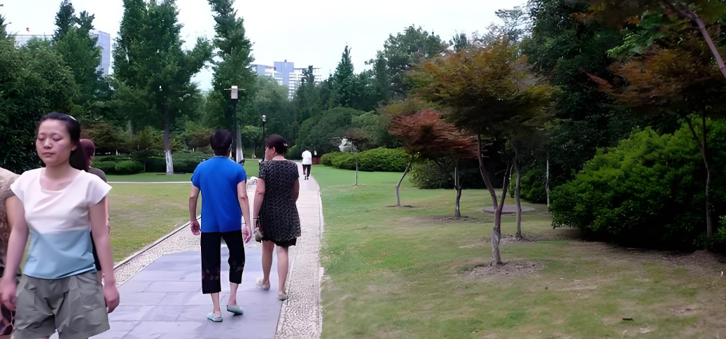 出一身汗, 出去沿着路, 好多人觉得