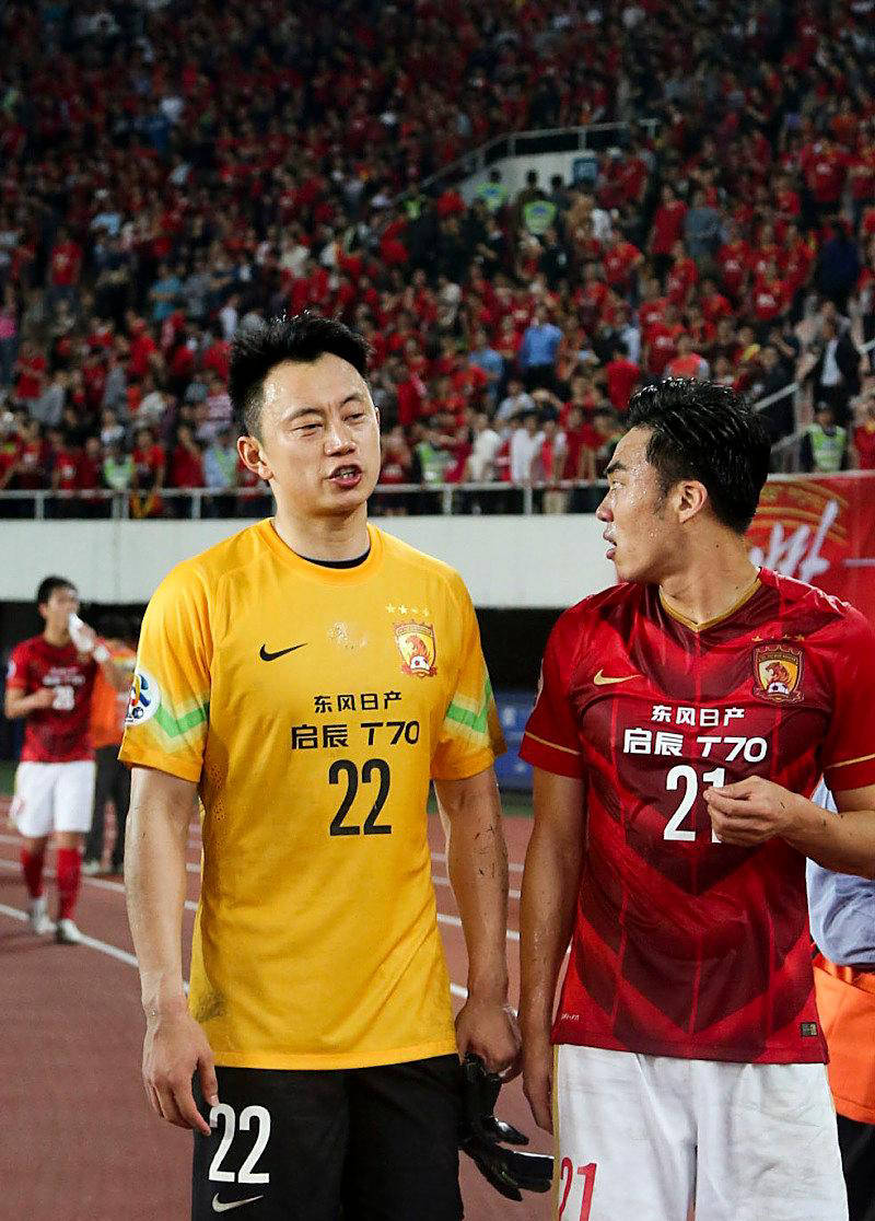 球迷以及社, ba, 赛季的职业 球迷以及社, ba, 赛季的职业