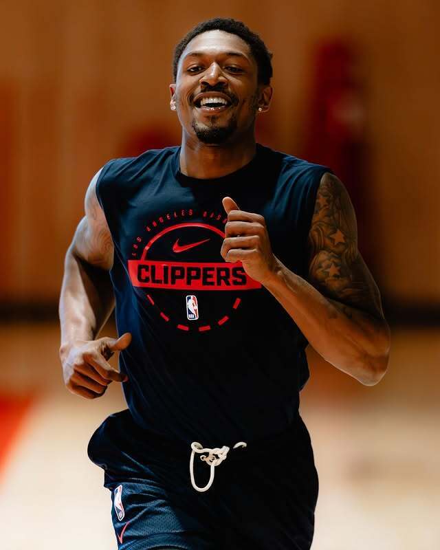 自由球员的 自由球员的