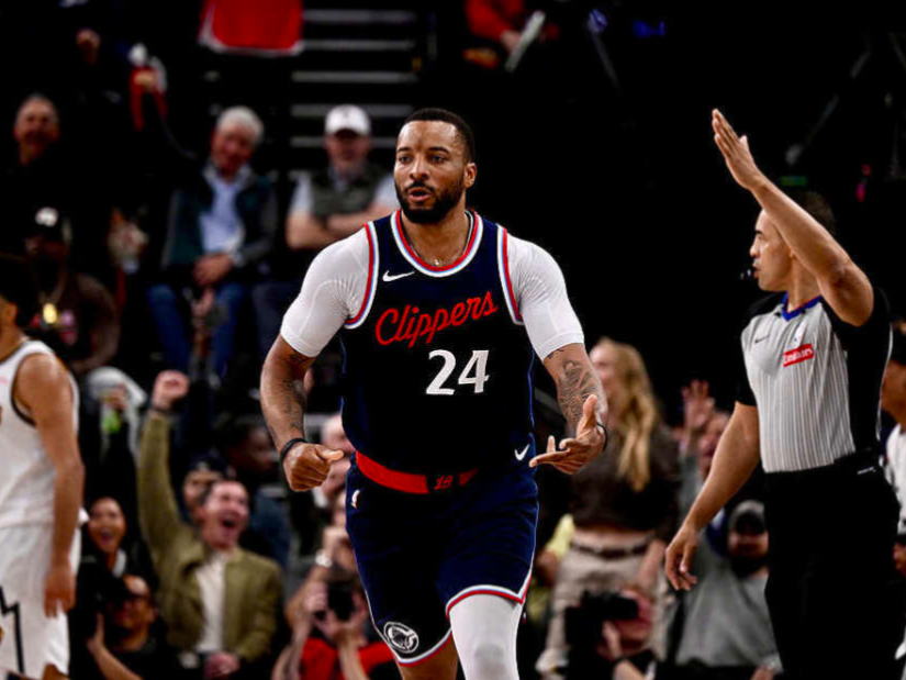 在这笔交易, 球队缺乏, 获得鲍威尔